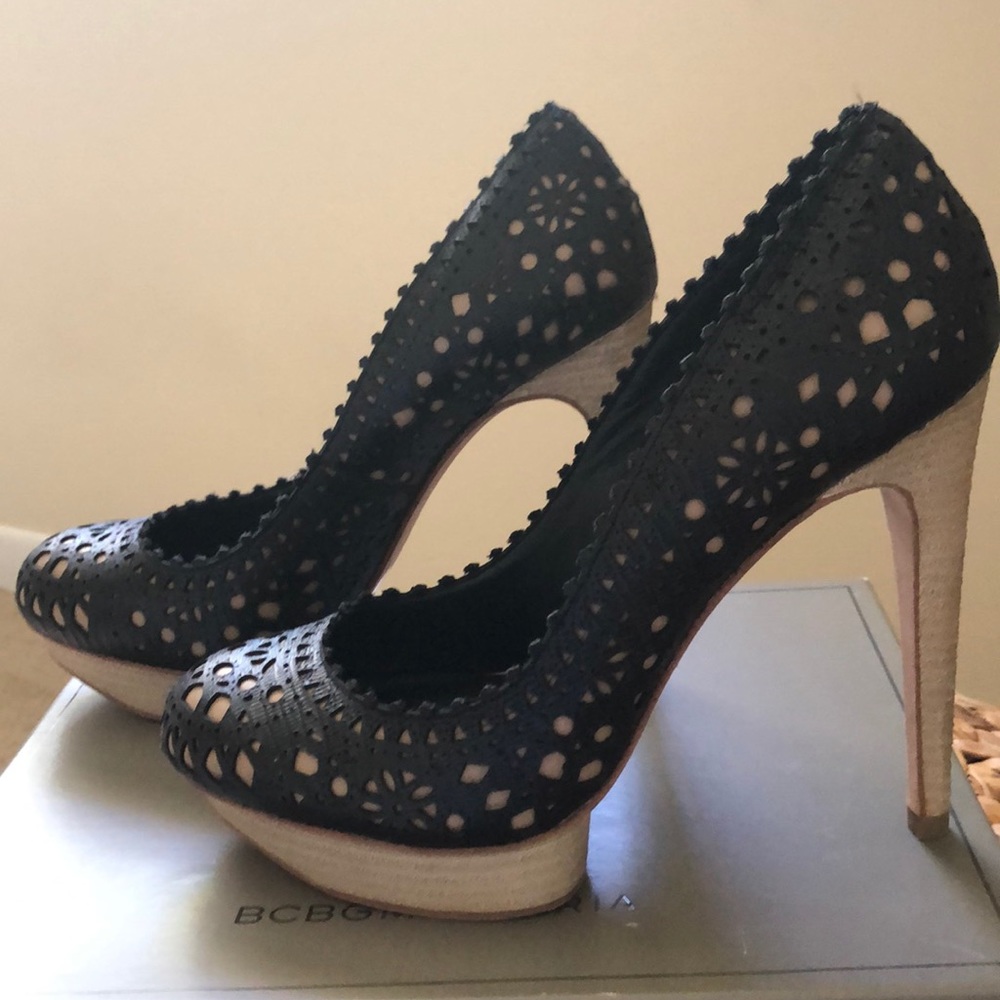 BCBG MAXAZRIA MA-FOSTER3 SHOES. - Picture 5 of 8